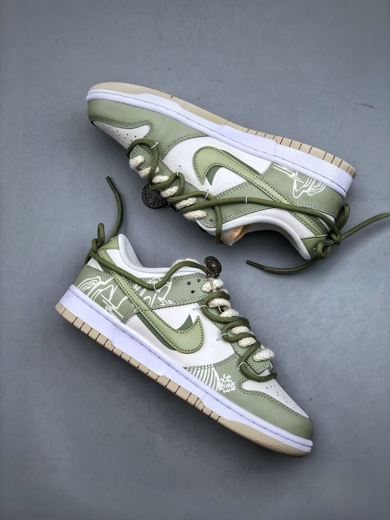 Nike Dunk Shoes